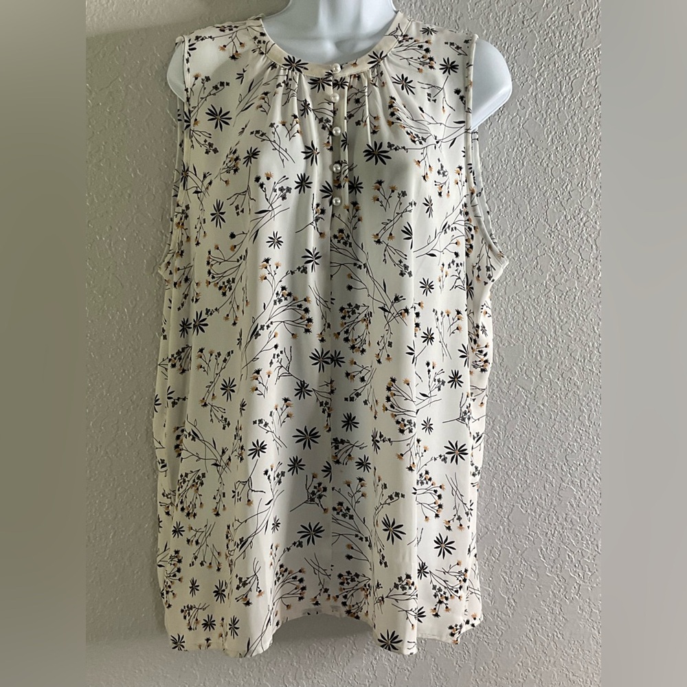 Loft floral sleeveless top w/faux pearl buttons XL seam down front/back